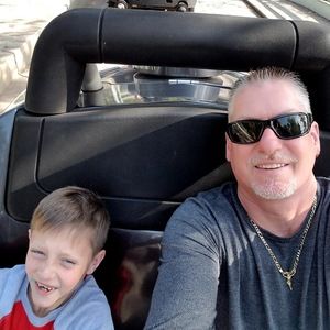 Meet your Posher, Robert